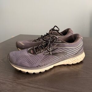 Brooks Ghost Men’s Shoes Running Size 11,5